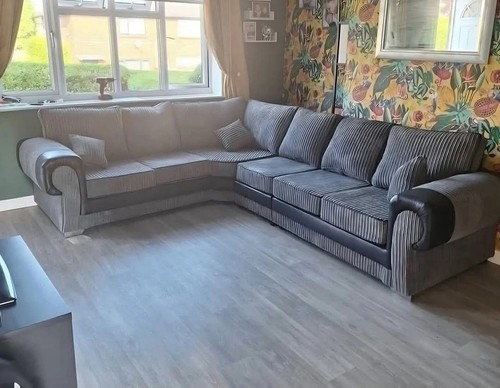 Brand new tango 6 - brand, seater